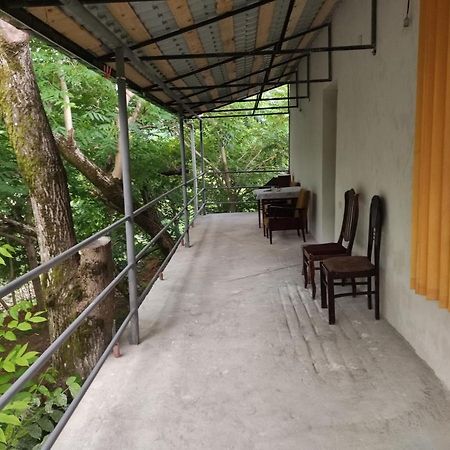 Hostel River Batumi Eksteriør billede